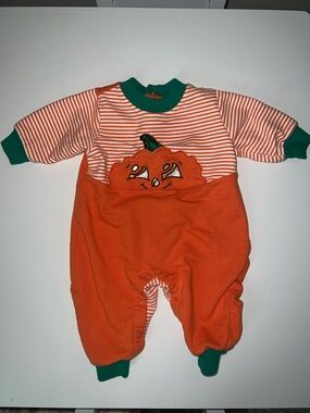 VINTAGE 90s Honors Baby Cute Pumpkin Spider Fall Orange One-Piece Romper